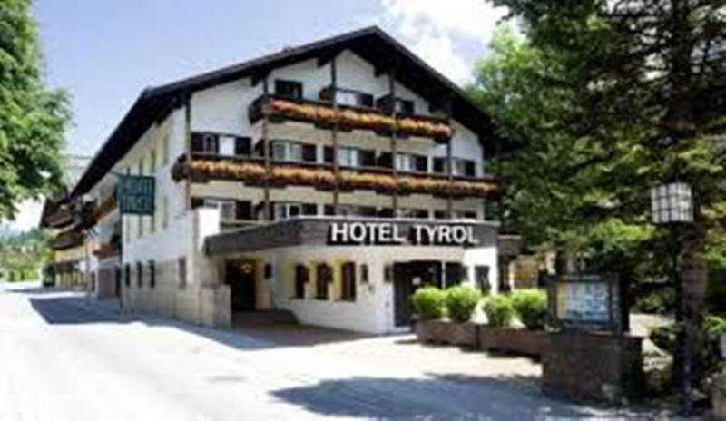 Hotel Tyrol-Alpenhof Seefeld in Tirol Exterior photo
